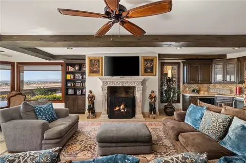 Living - 2 60th Pl, Long Beach, CA 90803 photo 1 of 5