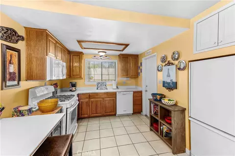 Kitchen - 5101 Myra, Cypress, CA 90630 photo 3 of 4