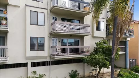 1360 Redondo #102, Long Beach, CA 90804