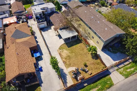 412 W 104th St, Los Angeles, CA 90003