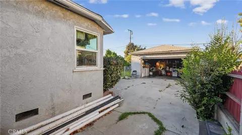 Exterior - 223 E Marker St, Long Beach, CA 90805 photo 12 of 12