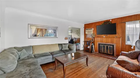 Living - 223 E Marker St, Long Beach, CA 90805 photo 1 of 1