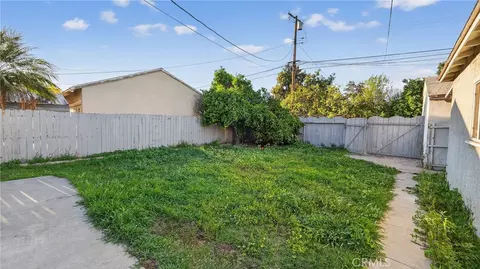 Exterior - 223 E Marker St, Long Beach, CA 90805 photo 7 of 12