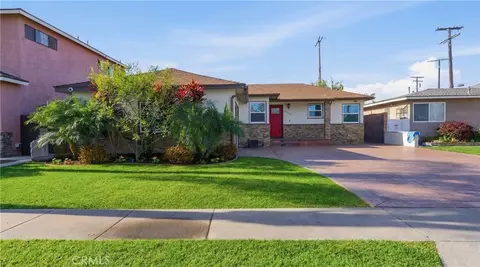 6530 Denmead, Lakewood, CA 90713