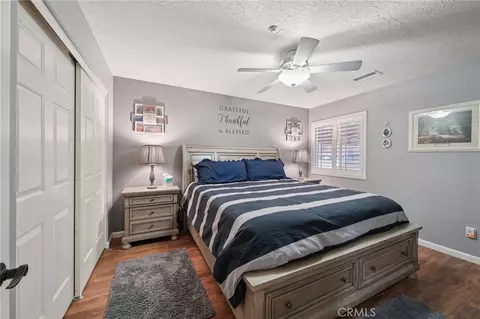 Bedroom - 5319 Desert Vw, Wrightwood, CA 92397 photo 1 of 5