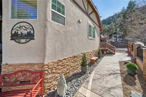 Exterior - 5319 Desert Vw, Wrightwood, CA 92397 photo 7 of 21