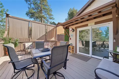 Exterior - 5319 Desert Vw, Wrightwood, CA 92397 photo 14 of 21