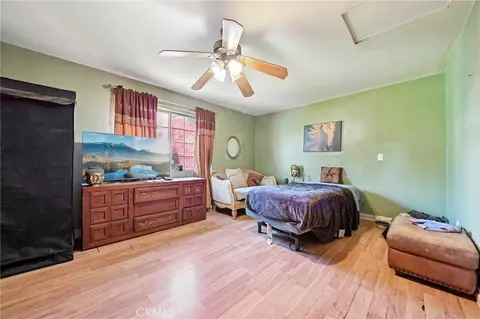 Bedroom - 13944 Brightwell Ave, Paramount, CA 90723 photo 4 of 7
