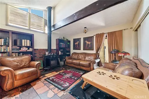 Living - 13944 Brightwell Ave, Paramount, CA 90723 photo 8 of 8