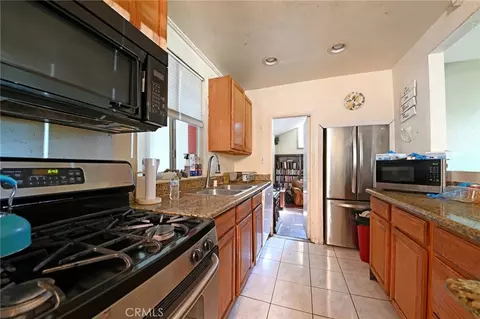 Kitchen - 13944 Brightwell Ave, Paramount, CA 90723 photo 3 of 3