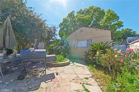Exterior - 13944 Brightwell Ave, Paramount, CA 90723 photo 6 of 7