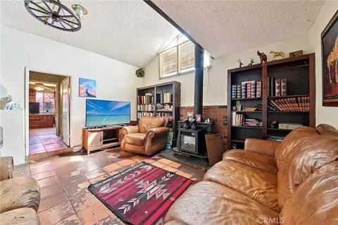 Living - 13944 Brightwell Ave, Paramount, CA 90723 photo 6 of 8