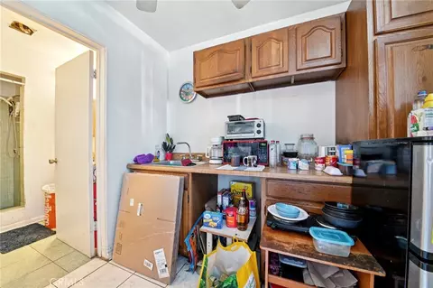 Kitchen - 13944 Brightwell Ave, Paramount, CA 90723 photo 1 of 3