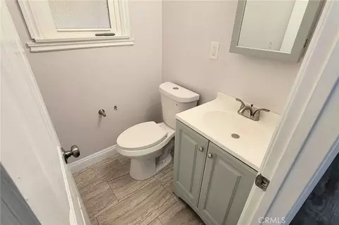 Bath - 1429 Berkeley Dr, Redlands, CA 92374 photo 4 of 4