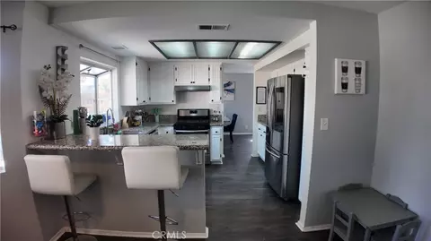 Entry Way - 2335 Langhorn, Lancaster, CA 93535 photo 2 of 9
