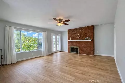 Living - 3602 Pine, Long Beach, CA 90807 photo 4 of 4