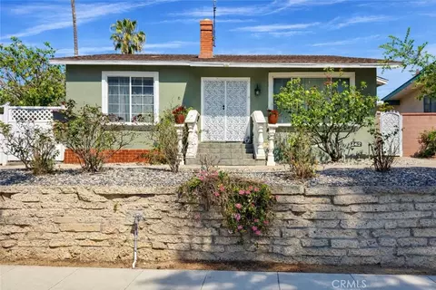 3602 Pine, Long Beach, CA 90807