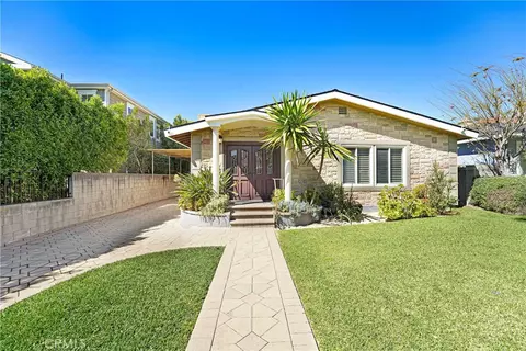 4313 Rhodes, Studio City, CA 91604