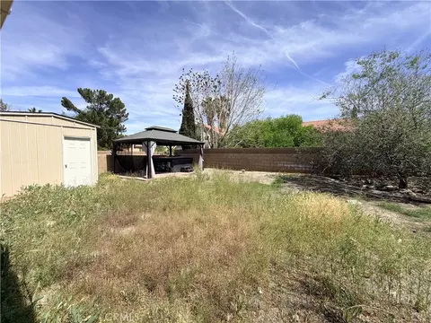 43922 Fallon Dr, Lancaster, CA 93535 photo 4