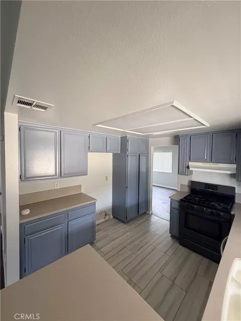 Kitchen - 43922 Fallon Dr, Lancaster, CA 93535 photo 3 of 3