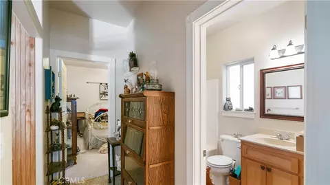 Entry Way - 22070 Big Oak Rd, Cedarpines Park, CA 92322 photo 5 of 5