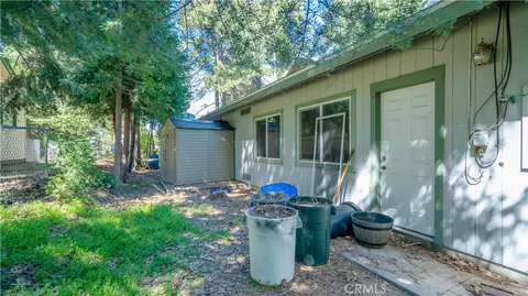 Exterior - 22070 Big Oak Rd, Cedarpines Park, CA 92322 photo 3 of 15