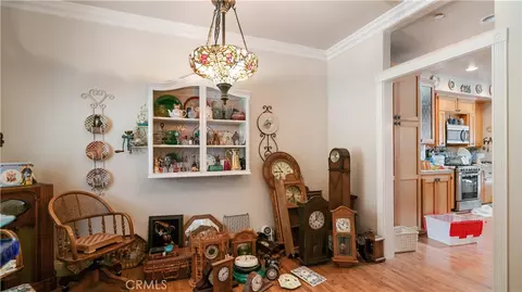 Entry Way - 22070 Big Oak Rd, Cedarpines Park, CA 92322 photo 3 of 5