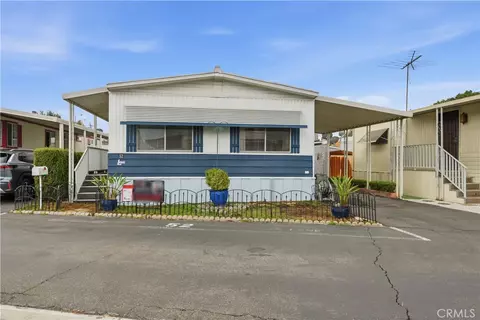 20806 Gridley Rd #52, Lakewood, CA 90715