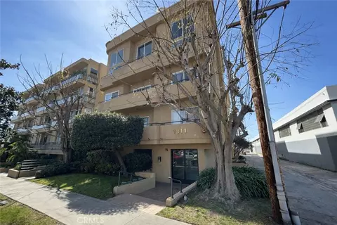 1811 Manning #302, Los Angeles, CA 90025