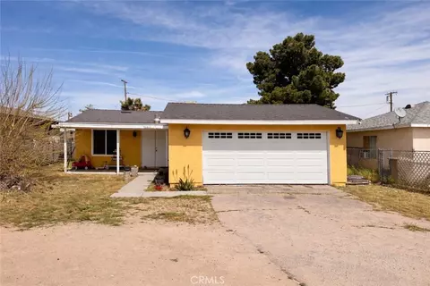 16464 Orange, Hesperia, CA 92345