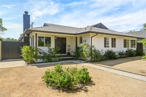 17126 San Fernando Msn, Granada Hills, CA 91344