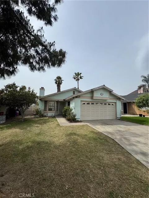 7900 Pinyon Ave, Fontana, CA 92336