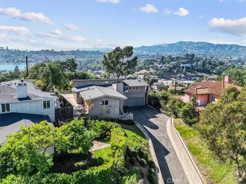 2377 Silver Ridge Ave, Los Angeles, CA 90039