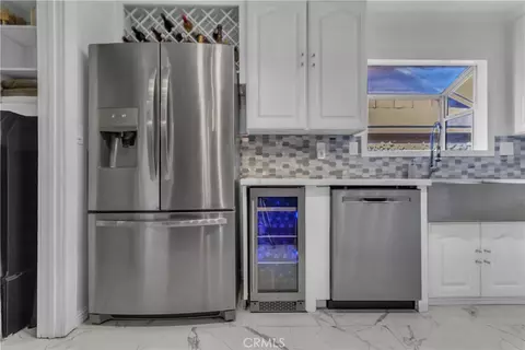 Kitchen - 1324 E Turmont, Carson, CA 90746 photo 4 of 4
