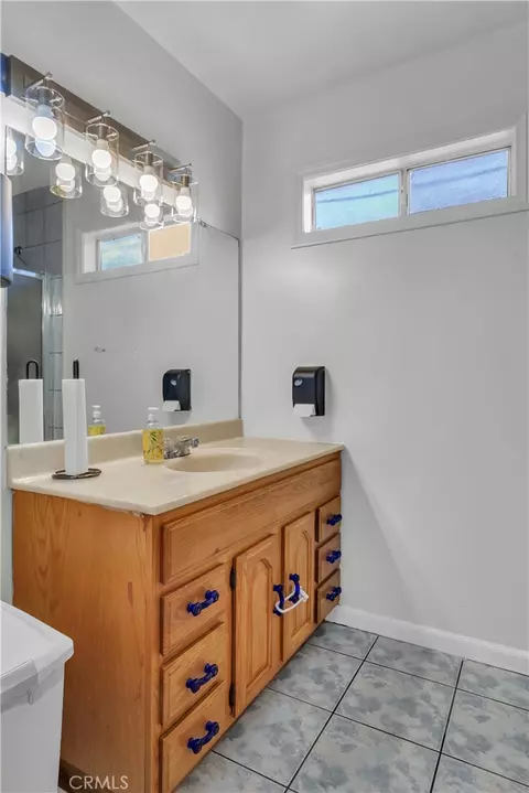 Bath - 1324 E Turmont, Carson, CA 90746 photo 1 of 8