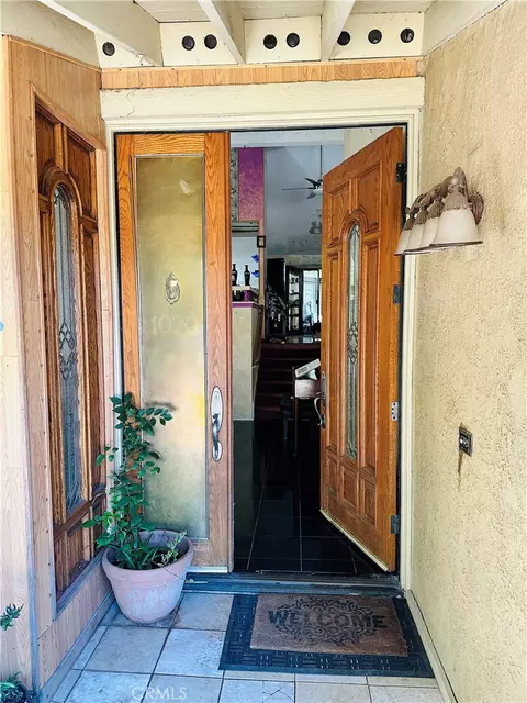 Entry Way - 1020 Catlin, Simi Valley, CA 93065 photo 1 of 3