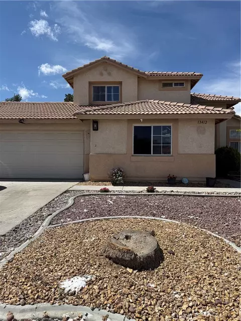 13412 Fox Point Rd, Victorville, CA 92392