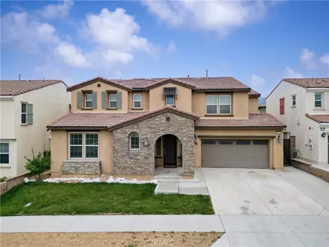 4974 Deer Grass Dr, Fontana, CA 92336