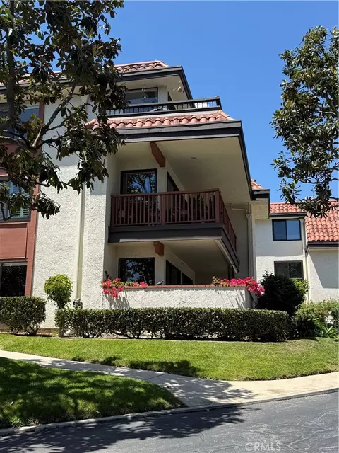 6368 Riviera, Long Beach, CA 90815