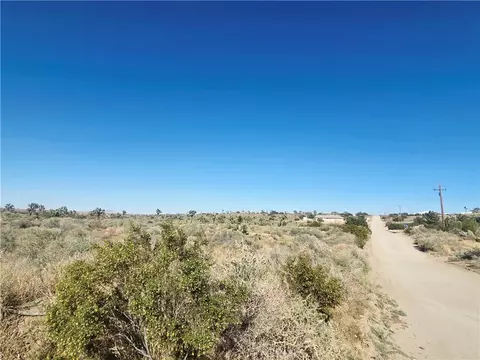 0 Verde St, Oak Hills, CA 92335