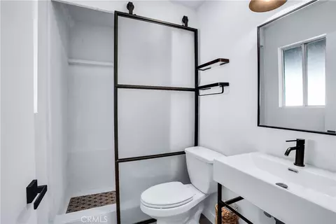 Bath - 60670 Pueblo, Joshua Tree, CA 92252 photo 1 of 1