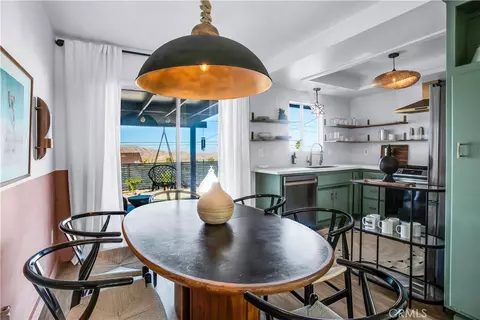Dining - 60670 Pueblo, Joshua Tree, CA 92252 photo 1 of 1