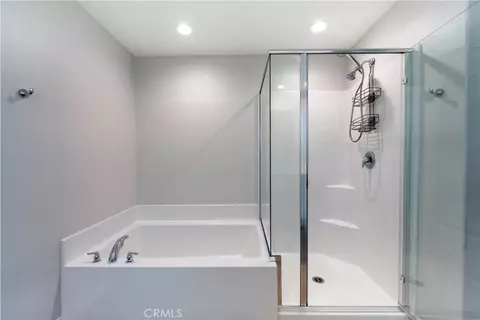 Bath - 763 Augusta, Perris, CA 92571 photo 2 of 3