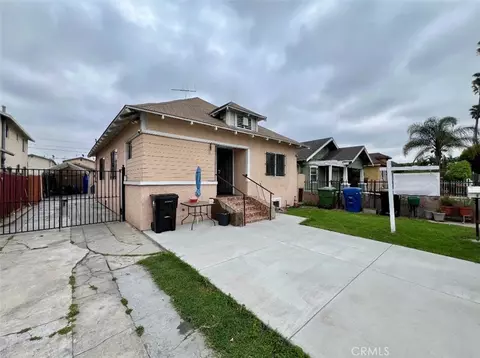 5852 S Olive St, Los Angeles, CA 90003