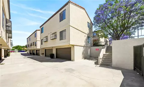 11754 206th St, Lakewood, CA 90715