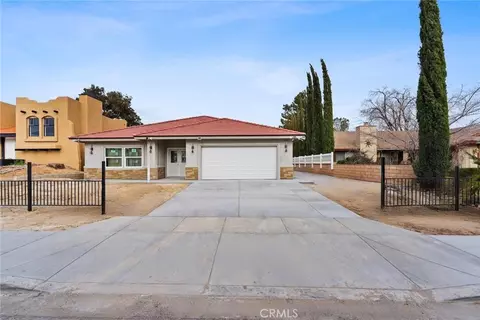 15688 Kingswood, Victorville, CA 92392