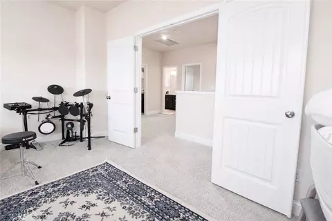 Entry Way - 2482 Valdes Dr, Merced, CA 95340 photo 2 of 12