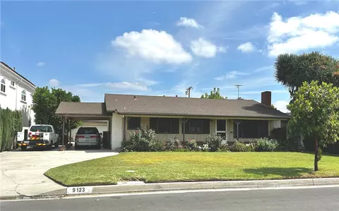 9123 Lubec, Downey, CA 90240