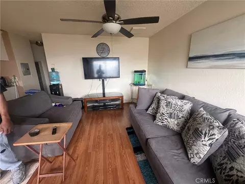 8634 Park #3, Bellflower, CA 90706