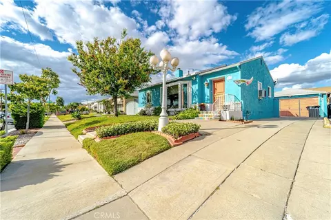 6039 Bartmus St, Commerce, CA 90040